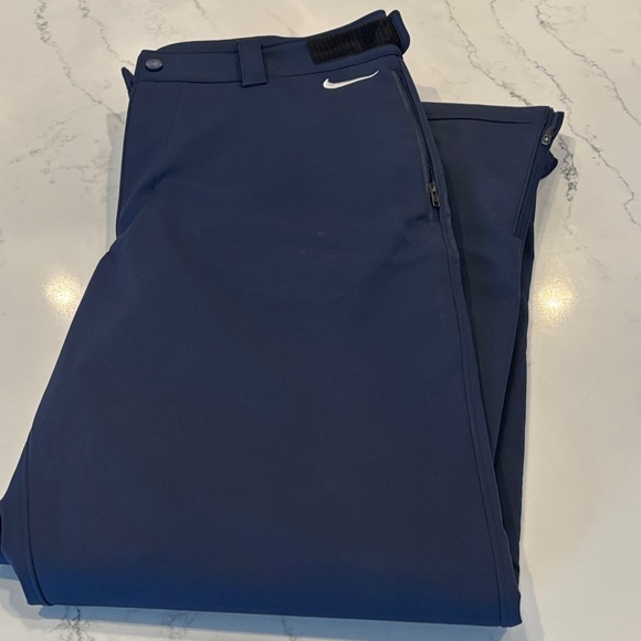 Nike Chicago Bears Deep Blue Cold/Snow Game Day Athletic Pants.